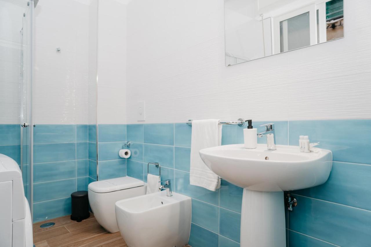 Brombeis Fantastica By Casa Napoletana - Town Center Apartment Napoli Bagian luar foto