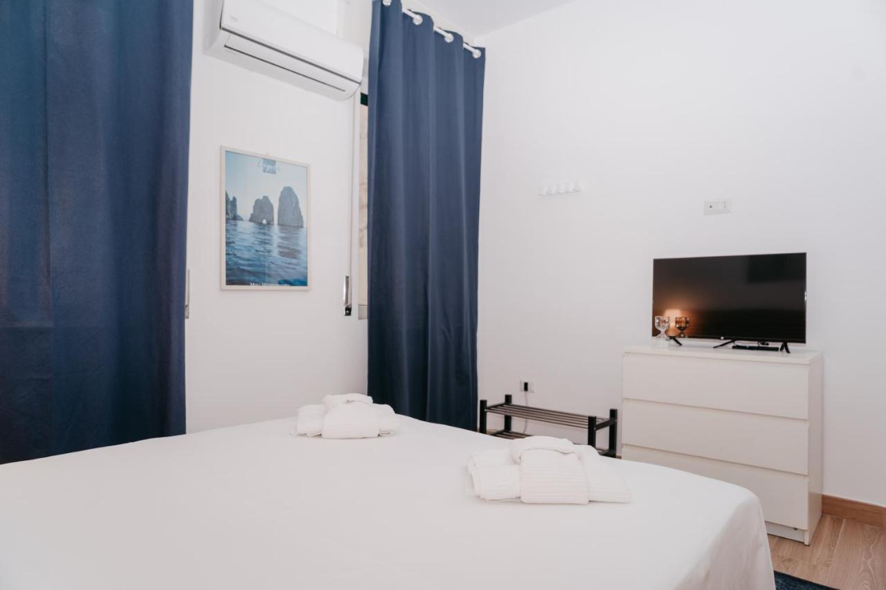 Brombeis Fantastica By Casa Napoletana - Town Center Apartment Napoli Bagian luar foto